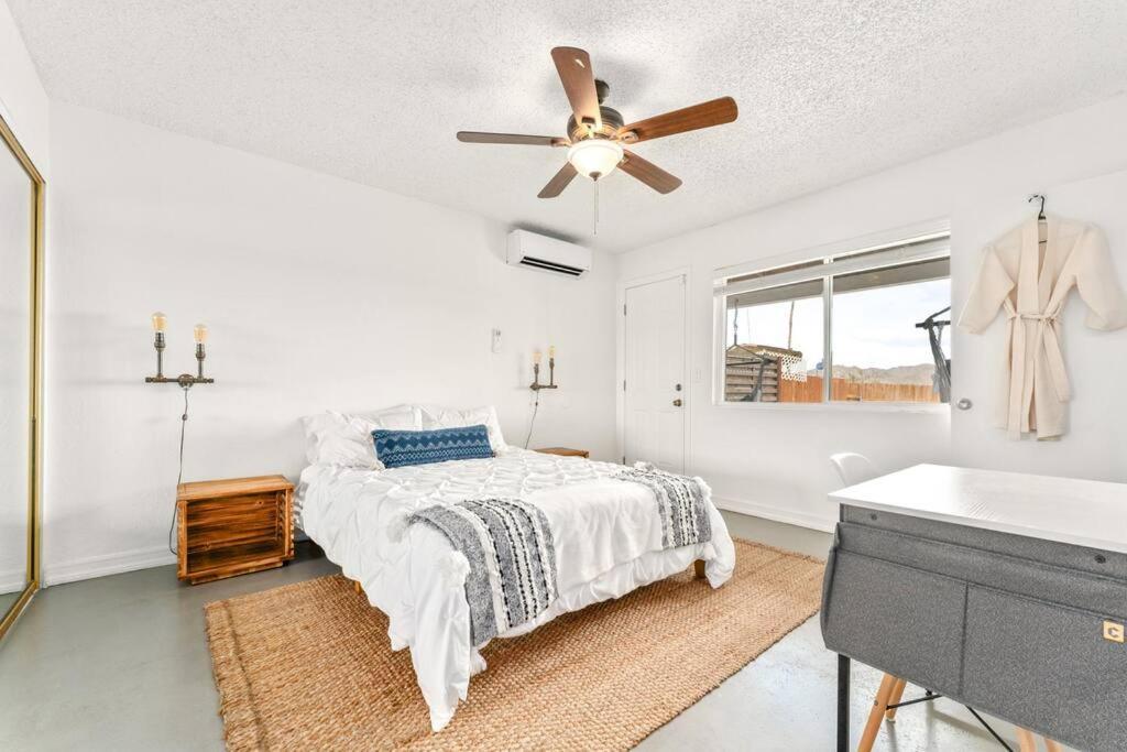Palm Vista Retreat *Hot Tub/Cowboy Pool/Hammocks* Villa Joshua Tree Exteriör bild