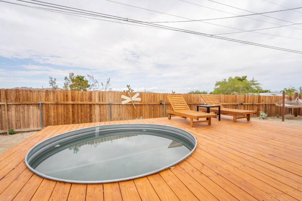 Palm Vista Retreat *Hot Tub/Cowboy Pool/Hammocks* Villa Joshua Tree Exteriör bild