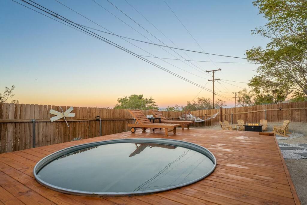 Palm Vista Retreat *Hot Tub/Cowboy Pool/Hammocks* Villa Joshua Tree Exteriör bild